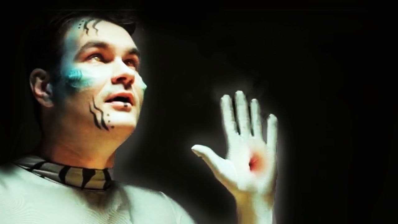 Explaining to an Alienの背景画像