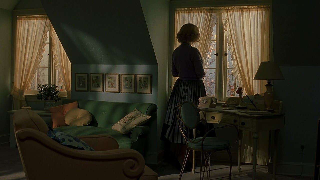 エデンより彼方にの背景画像