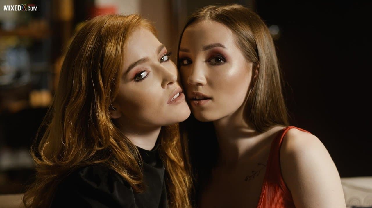 My Lesbian Routineの背景画像