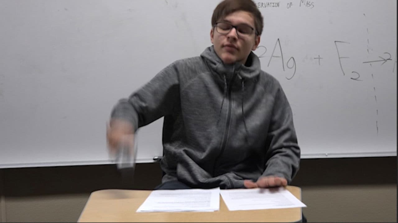 Al Coholic: Ace Attorneyの背景画像