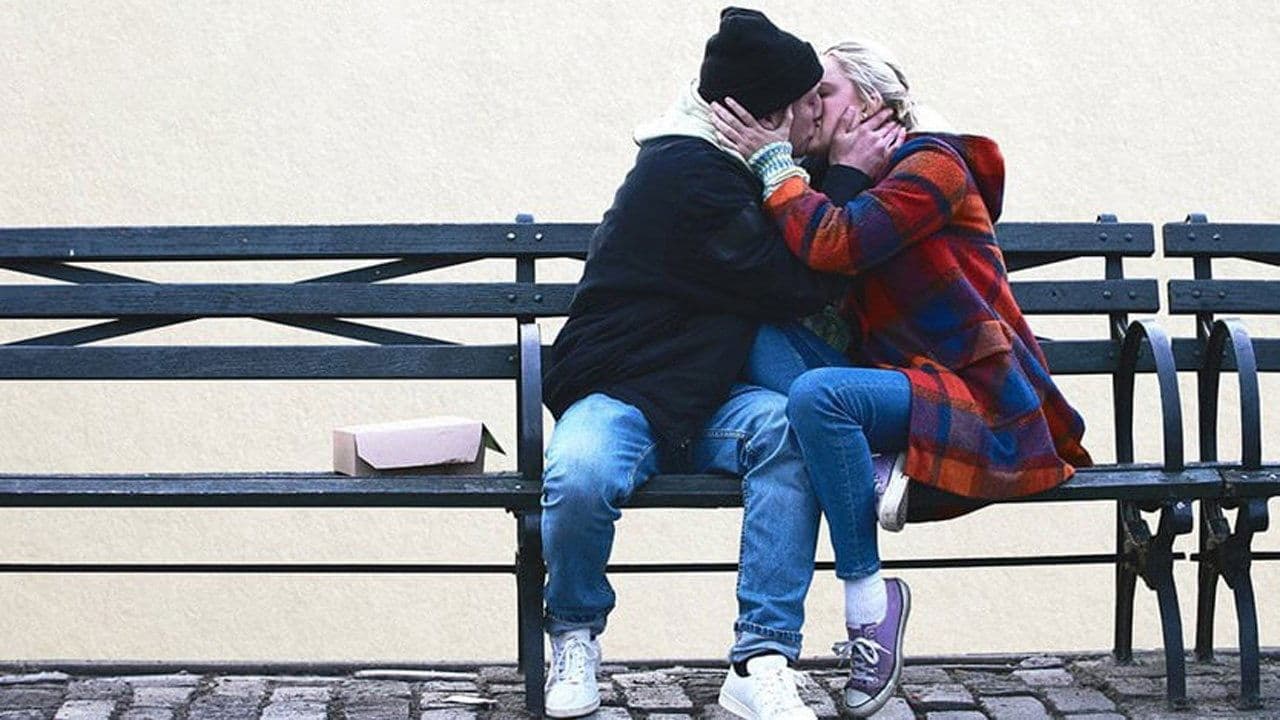 After Everythingの背景画像