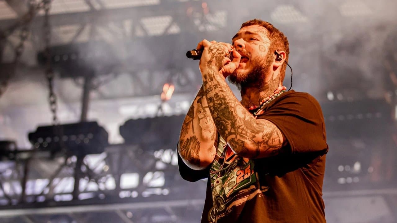 Post Malone: Live at Lollapalooza 2021の背景画像