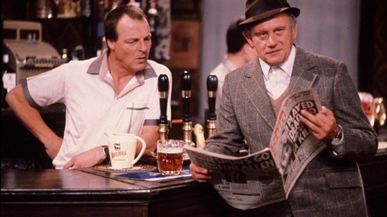 Up the Elephant and Round the Castleの背景画像