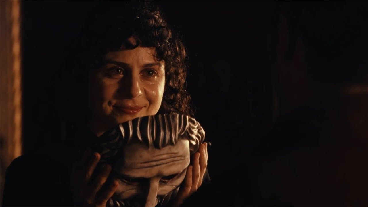 Behind the Maskの背景画像