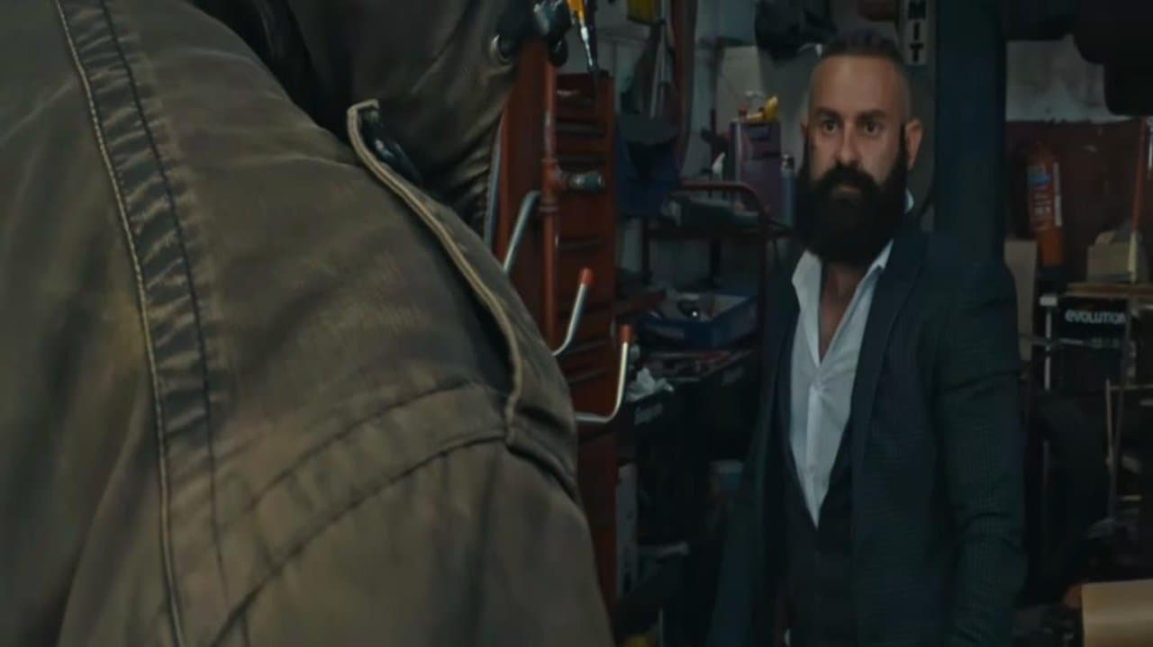 Ballisticの背景画像