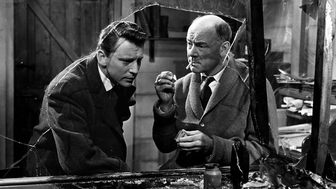 X: The Unknownの背景画像