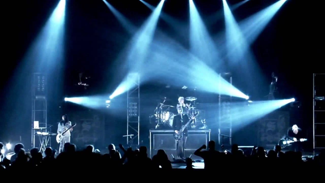 Skillet: Comatose Comes Aliveの背景画像