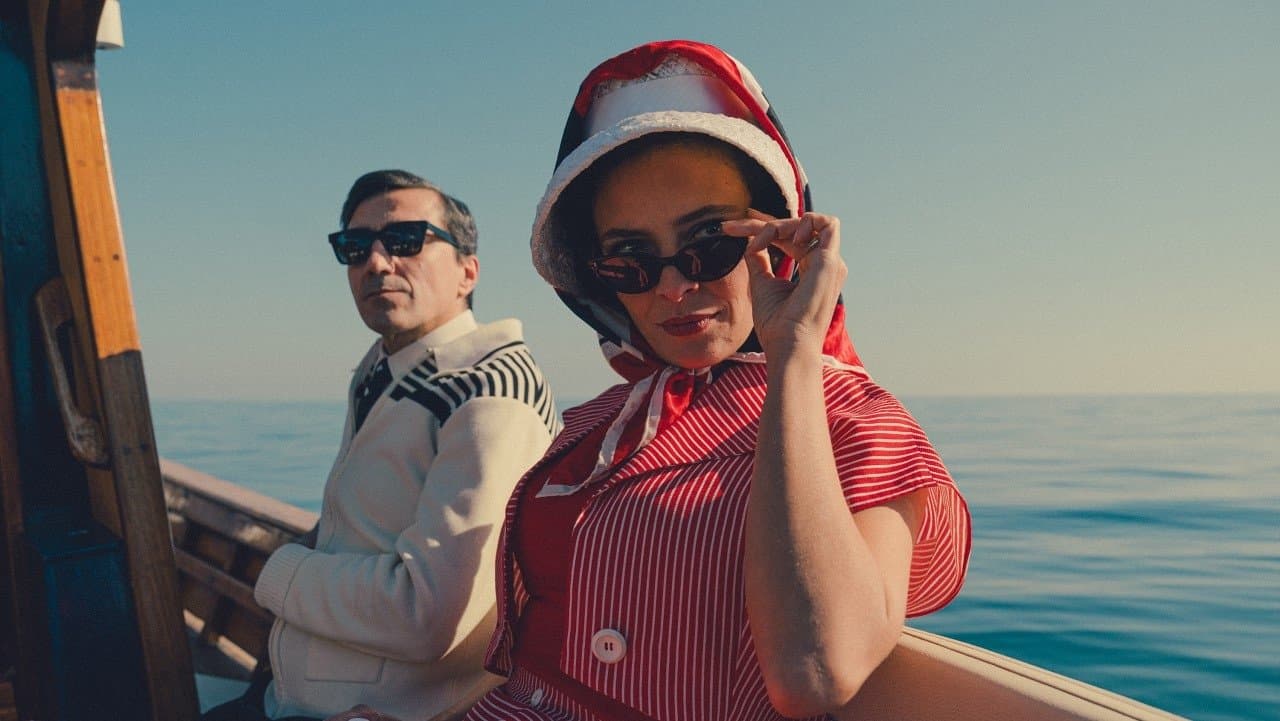 Gli occhi degli altriの背景画像