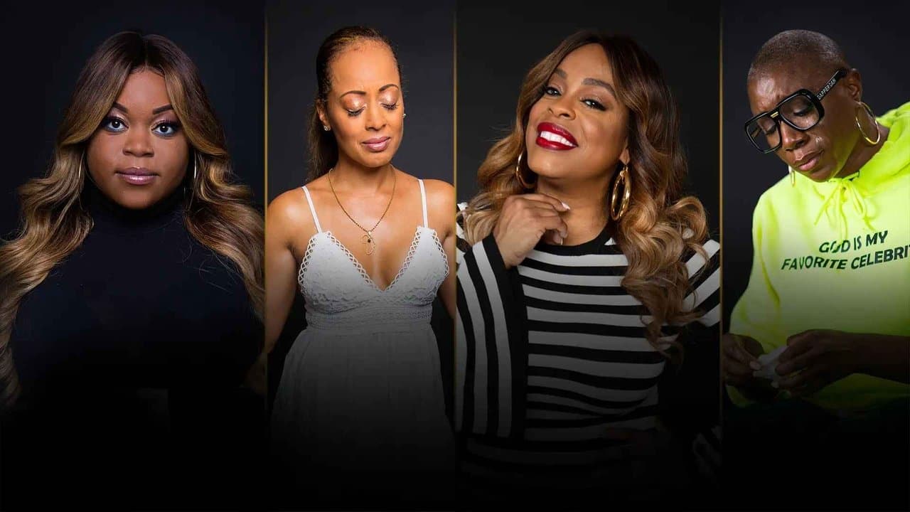 Behind Her Faithの背景画像