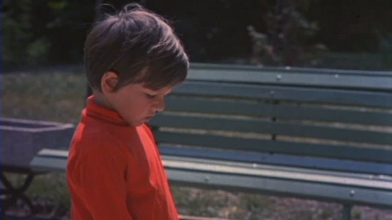 Изпити по никое времеの背景画像