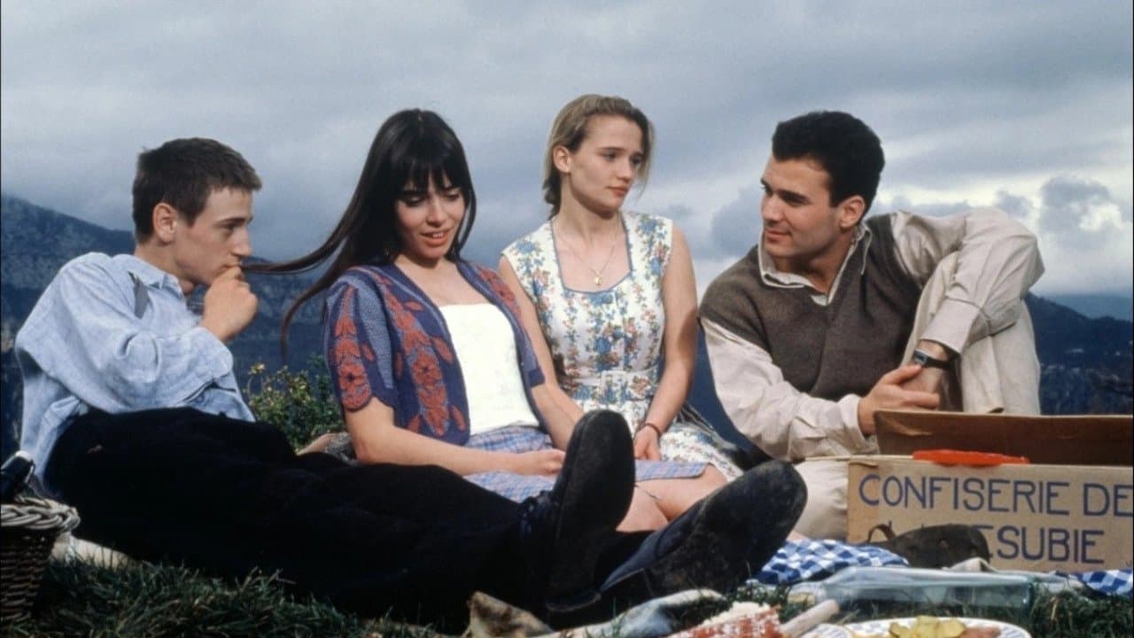 Le Cahier voléの背景画像