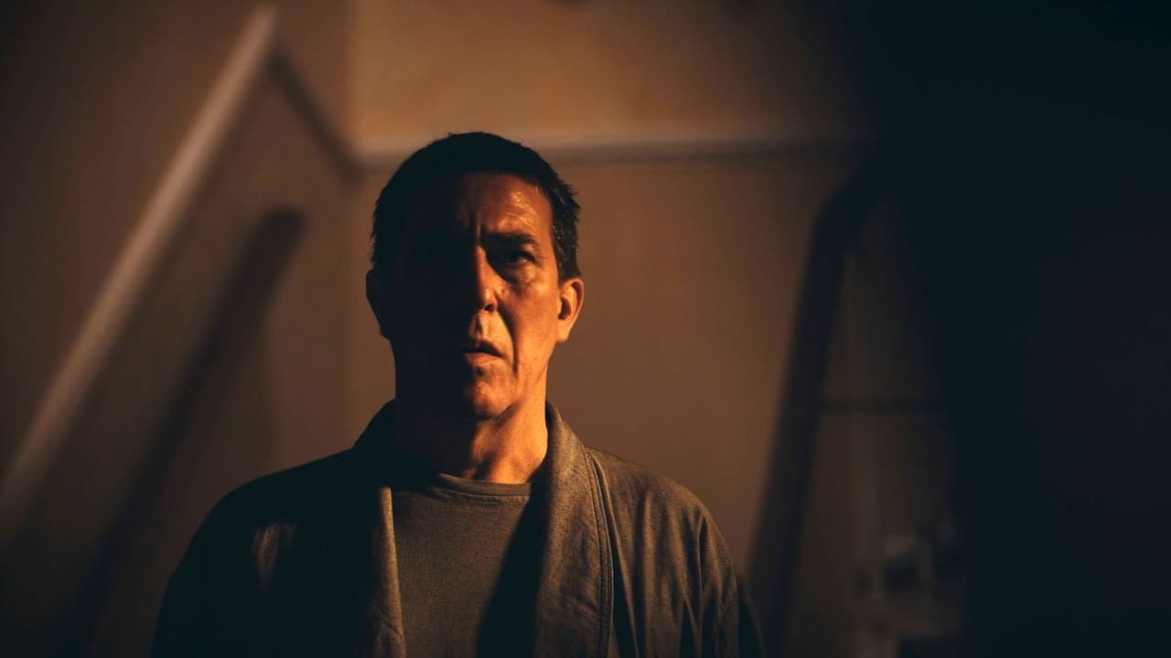 The Eclipseの背景画像