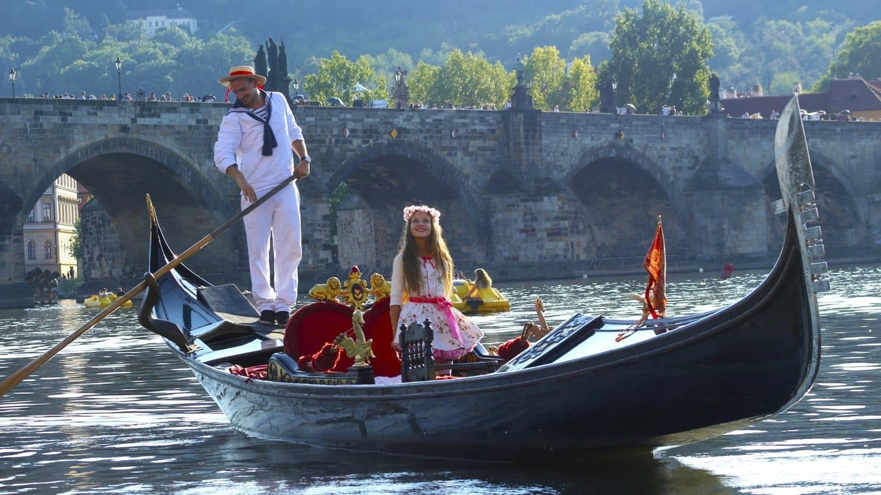 Alenka v zemi zázrakůの背景画像