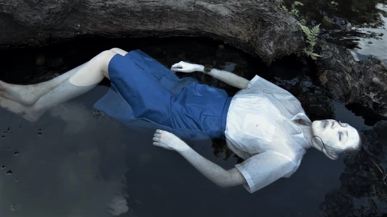 3 Doors of Horrorsの背景画像