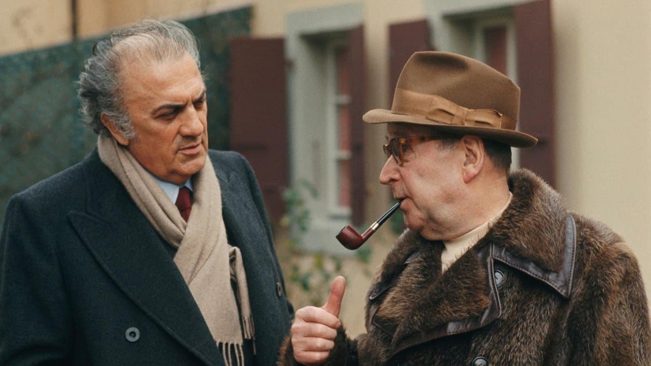 Fellini, Simenon - Con profonda simpatia e sincera gratitudineの背景画像