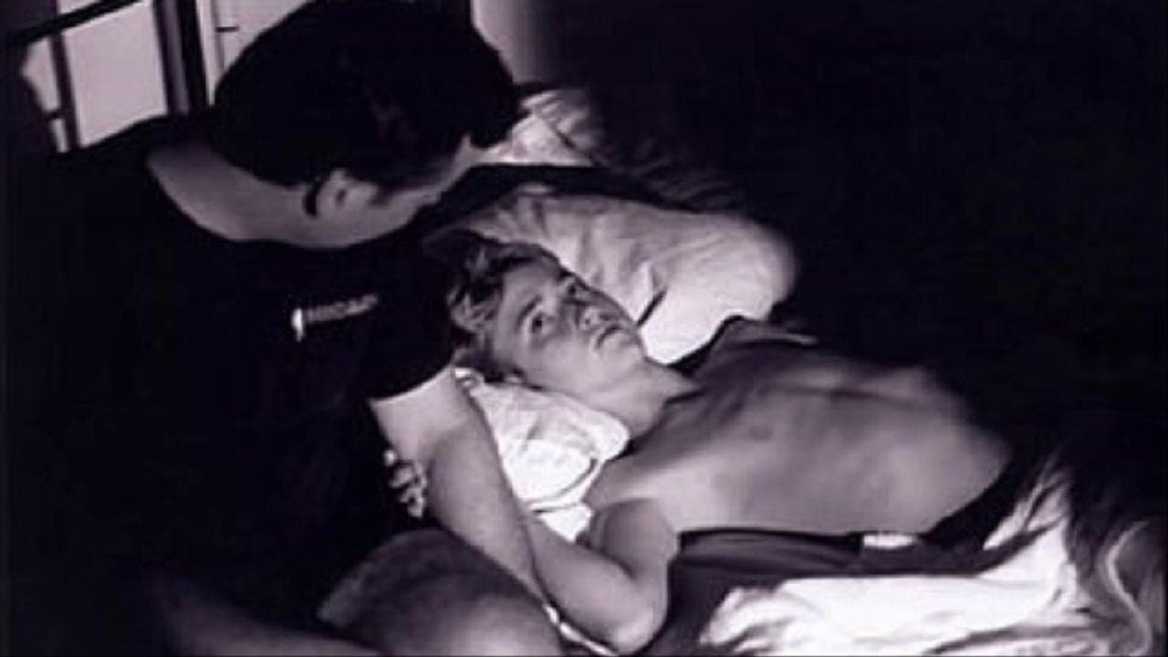 Return to Innocenceの背景画像