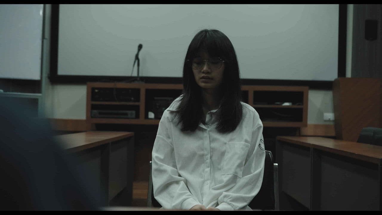 HOW TO MAKE SHORT FILM OR SMTH IDKの背景画像