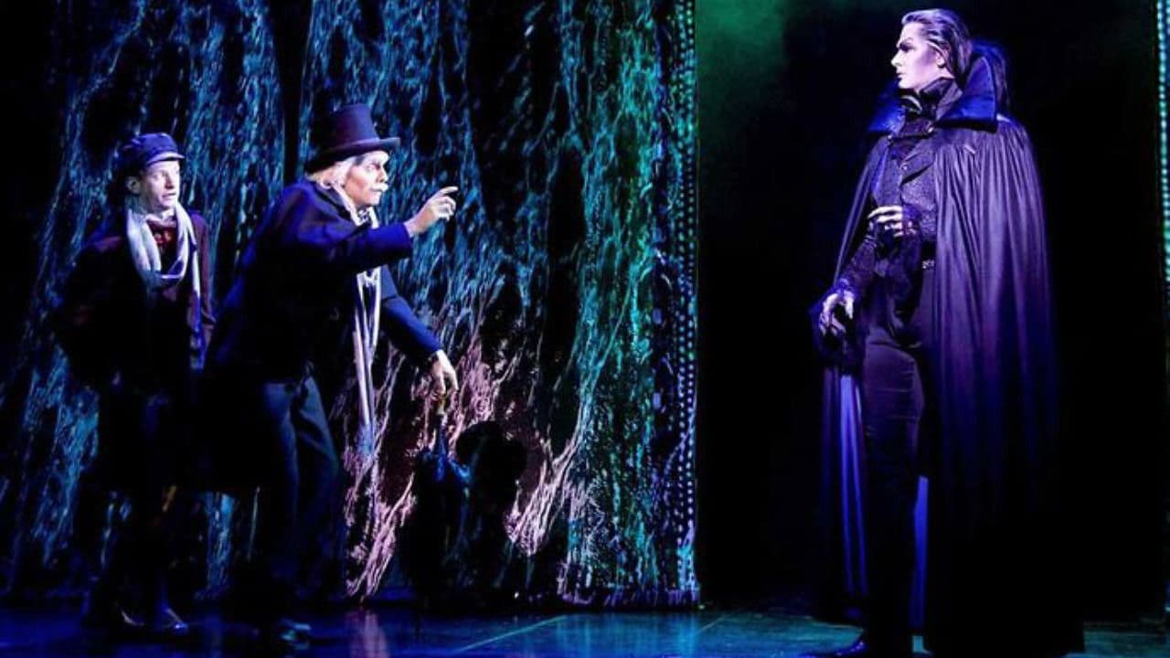 Tanz der Vampire - Das Musicalの背景画像