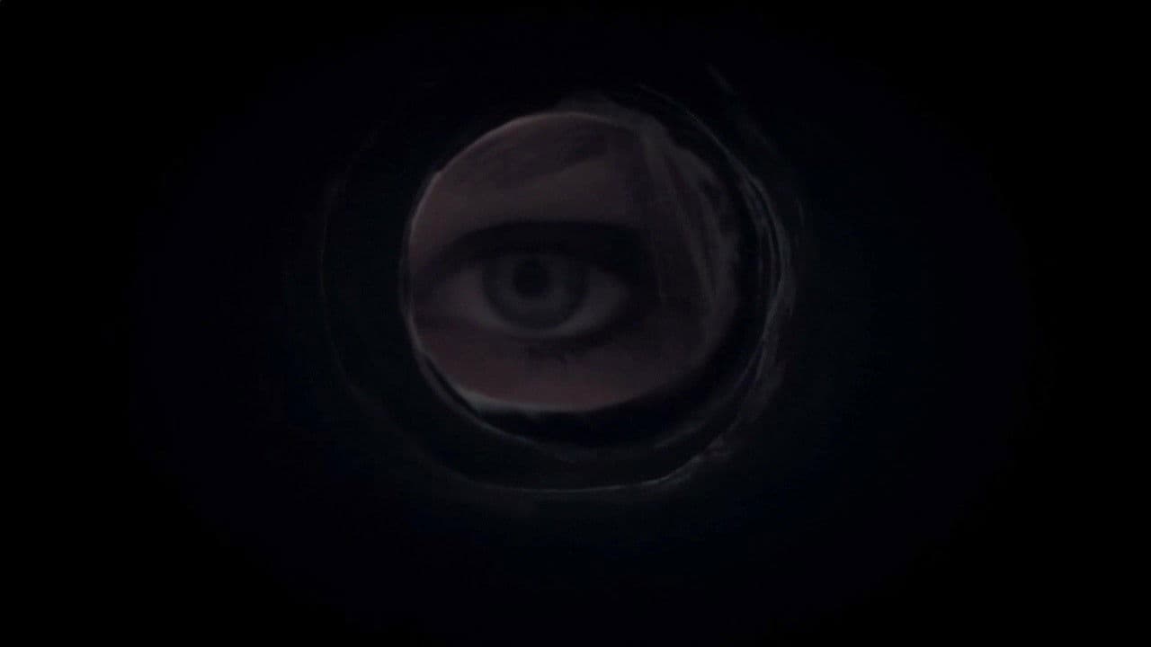 Phil Moore's Submergedの背景画像