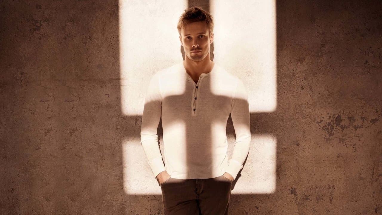 Damienの背景画像