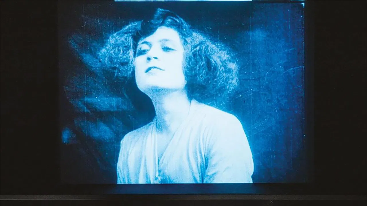 Elvira Notari: Oltre il silenzioの背景画像