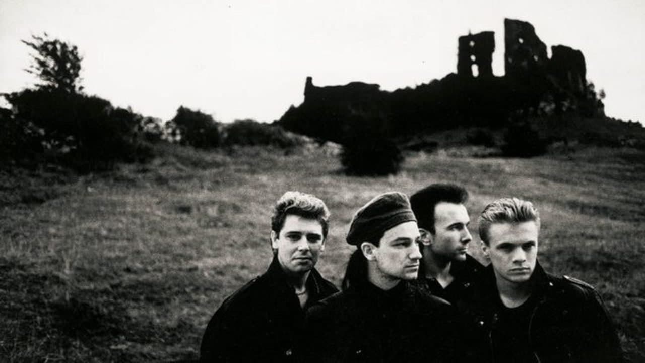 U2: Unforgettable Fireの背景画像