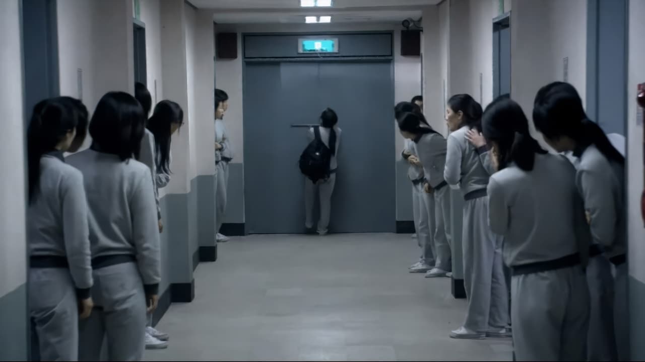 어느날 갑자기 세번째 이야기: D-dayの背景画像