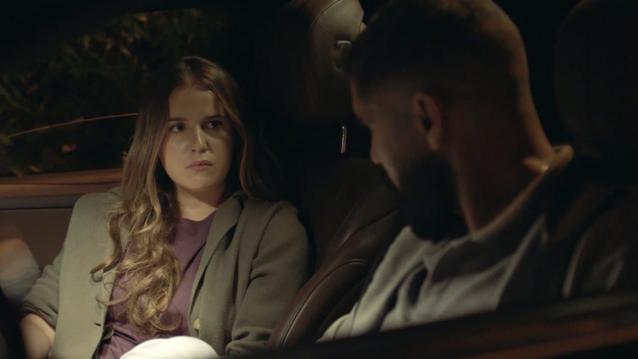 Polygamousの背景画像