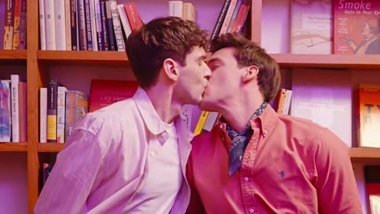 Fake It Till You Date Itの背景画像