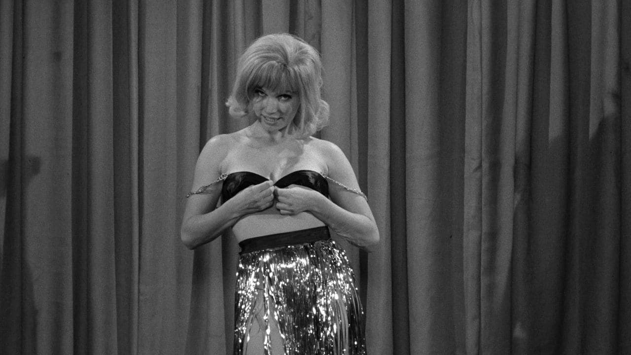 Beware the Black Widowの背景画像