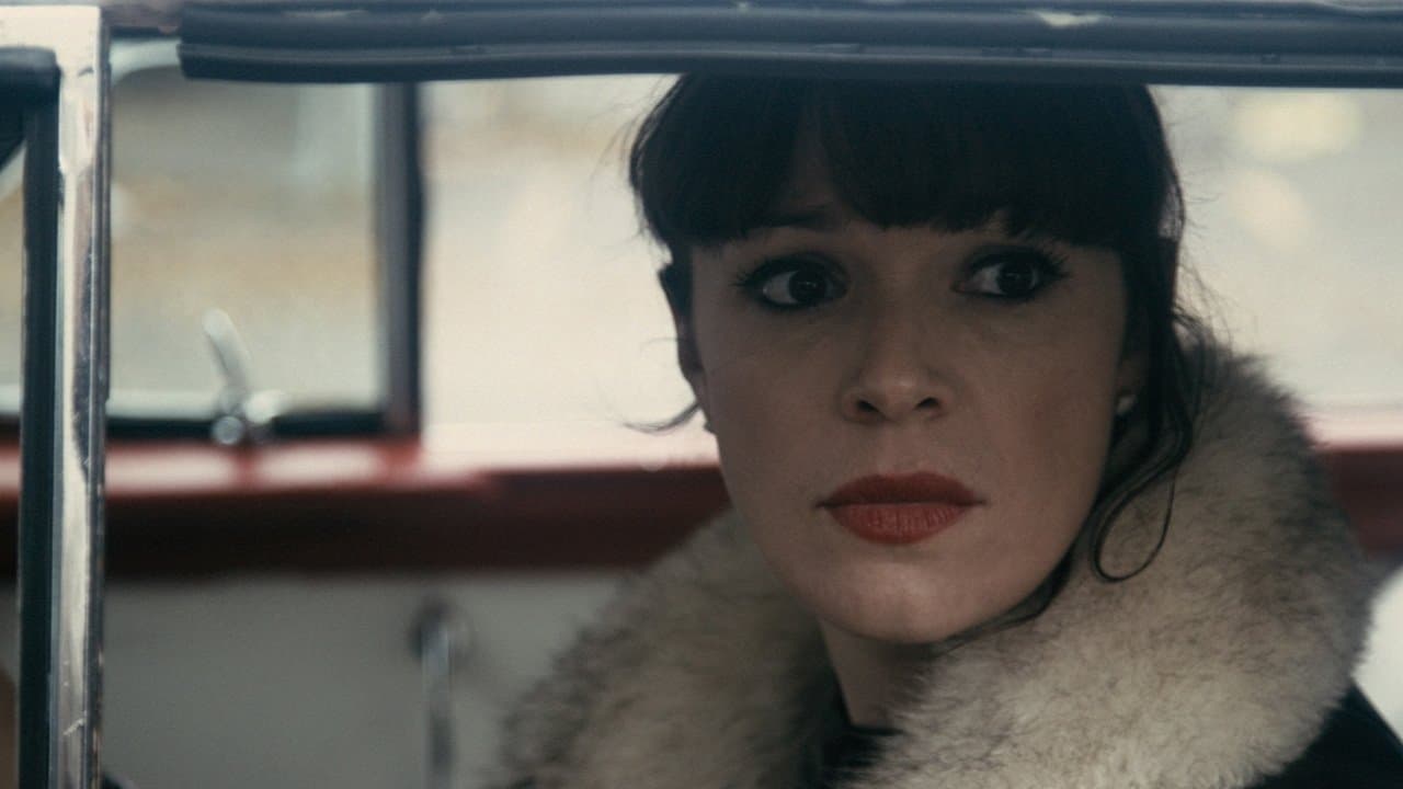 First Round Downの背景画像