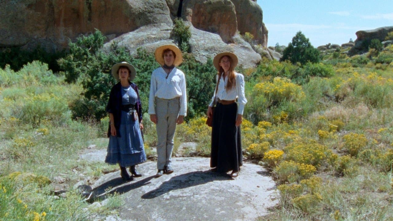 Two Plains + A Fancyの背景画像