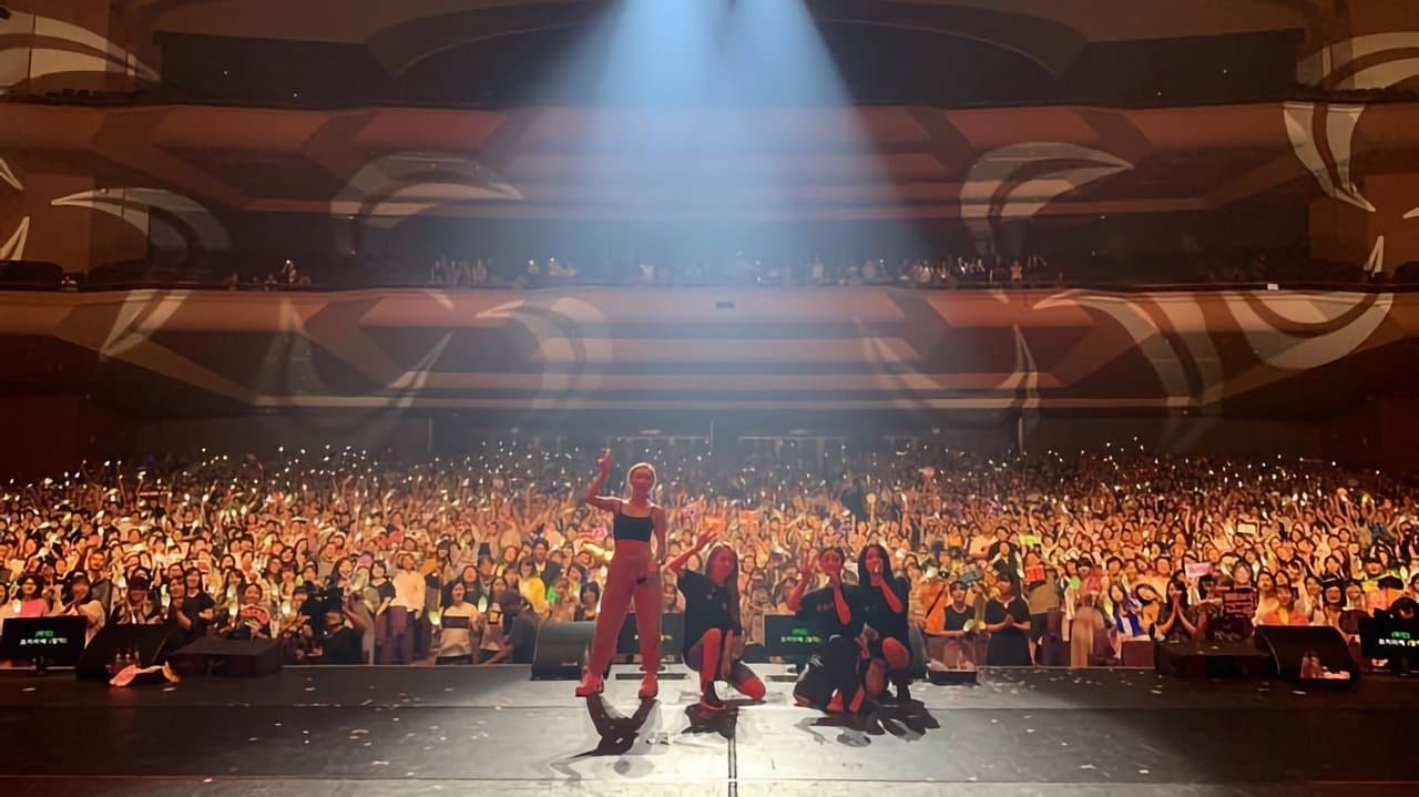 Mamamoo 2nd Concert in Japan: 4season Finalの背景画像