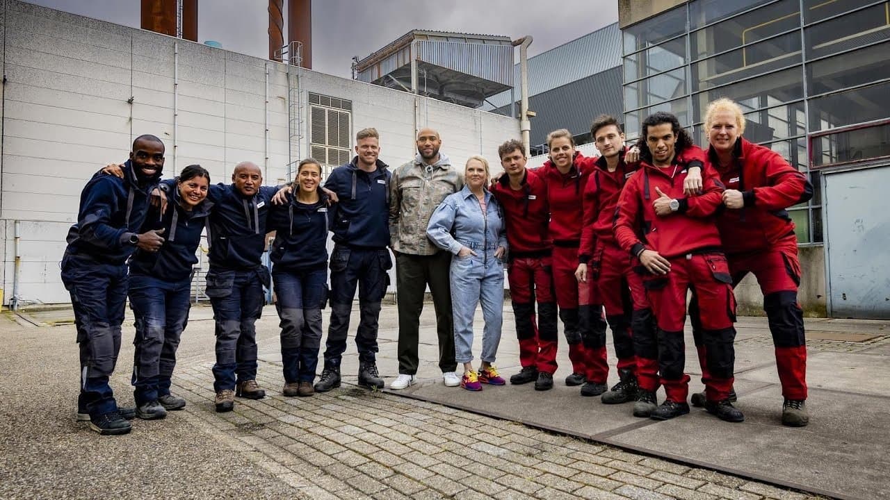 Tough as Nailsの背景画像