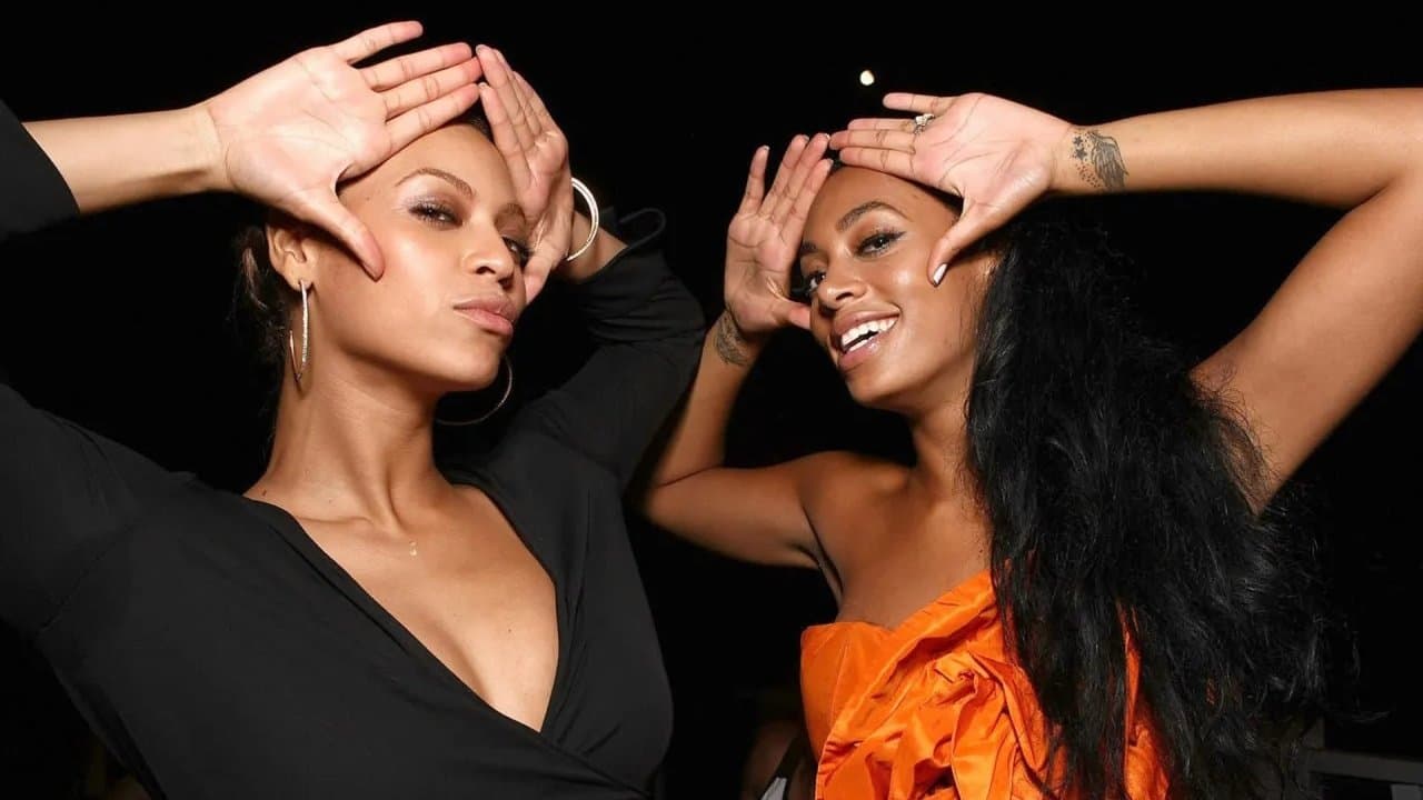 Beyoncé & Solange Knowlesの背景画像