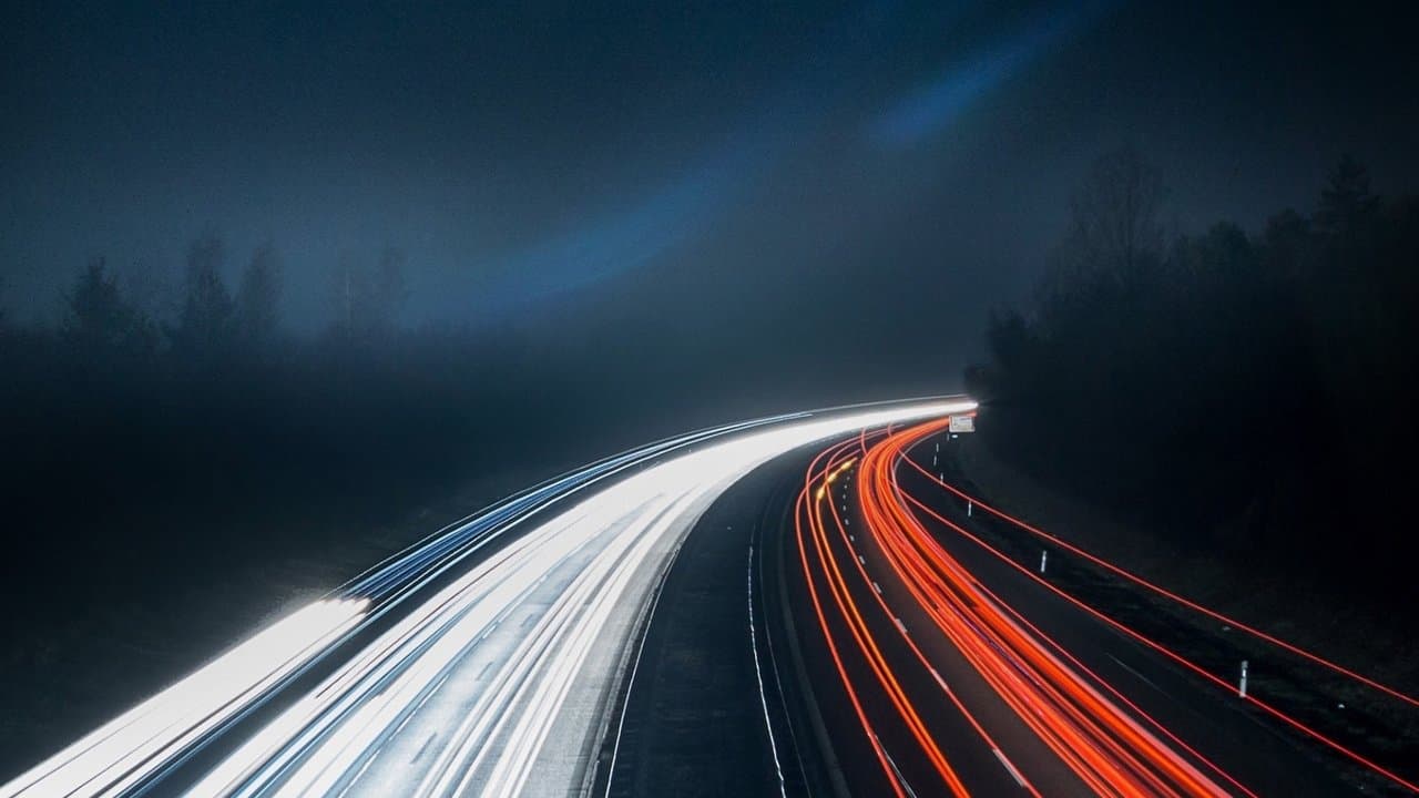 APEX: The Secret Race Across Americaの背景画像