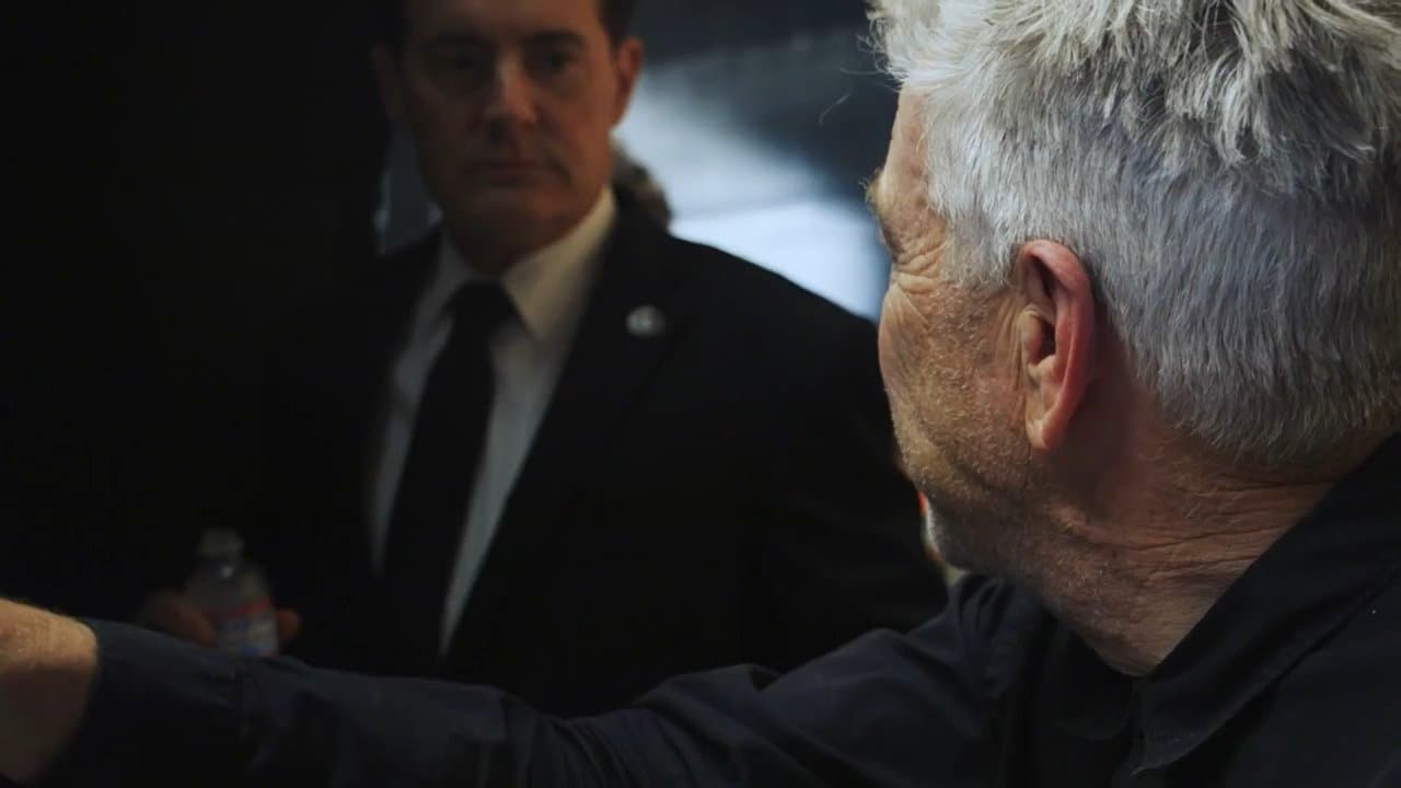 A Pot of Boiling Oilの背景画像