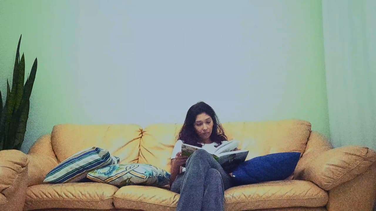 Eu, Ela, Yo, Ella, Io, Lei, Me, She, and Herの背景画像