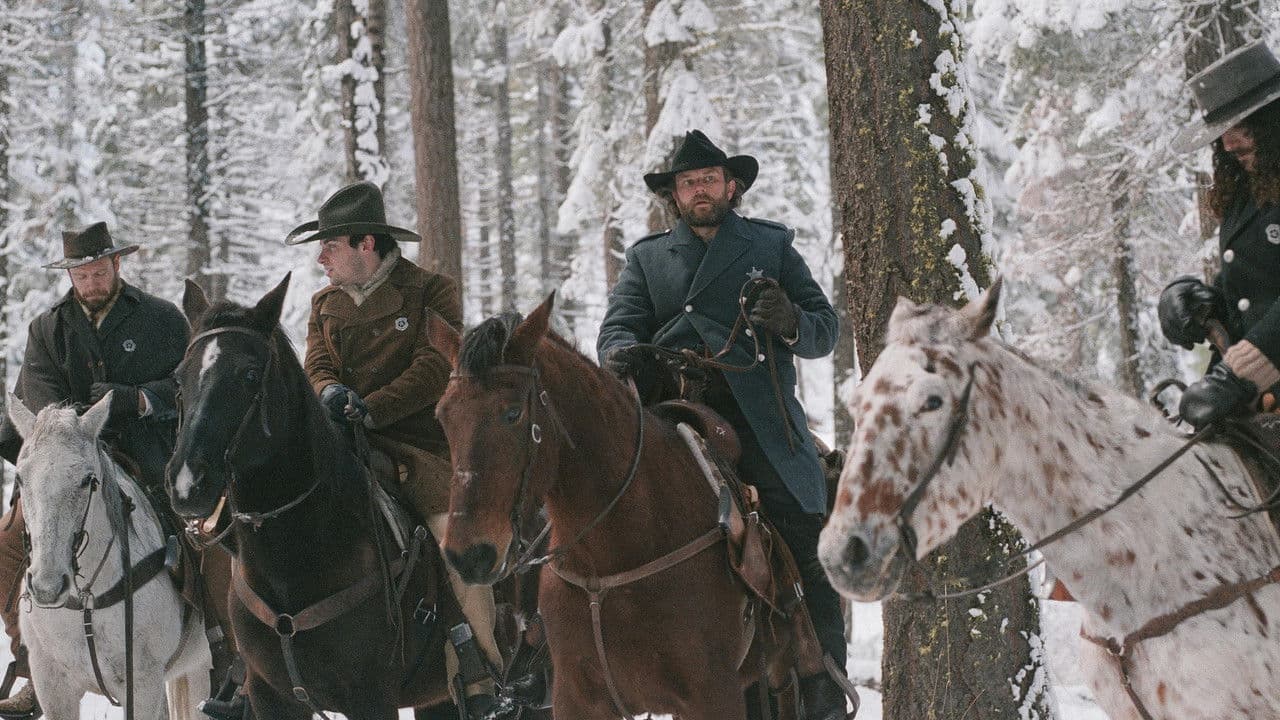 Low Midnightの背景画像