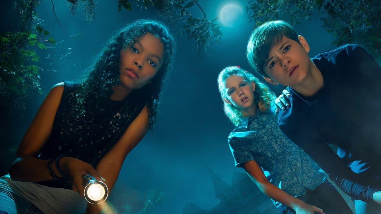 Secrets of Sulphur Springsの背景画像