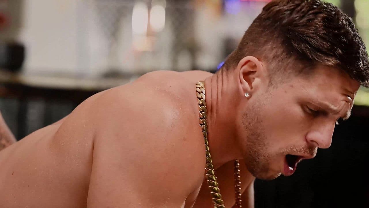 Just Be Mineの背景画像