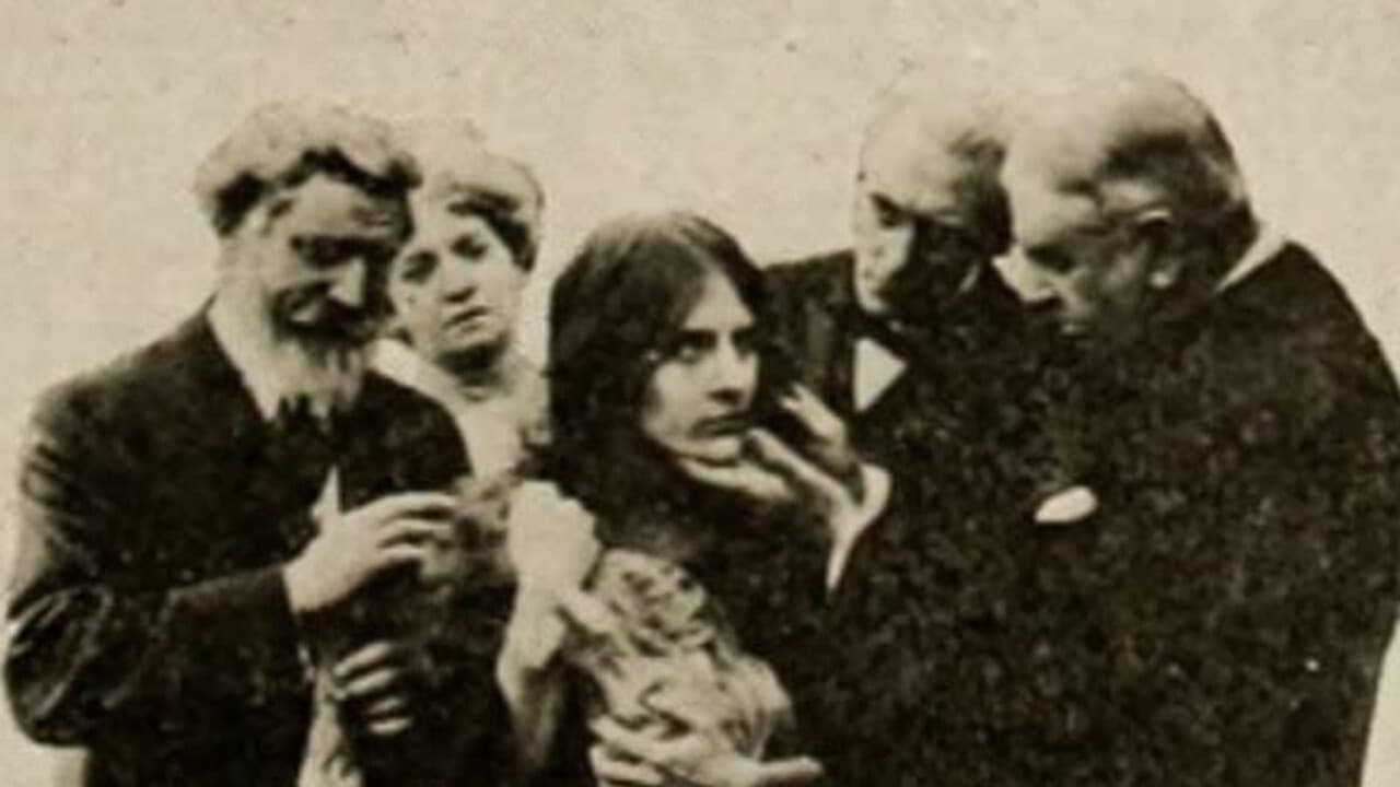 The Forbidden Roomの背景画像