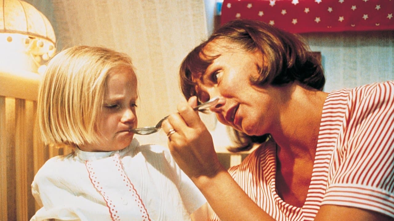 ロッタちゃんと赤いじてんしゃの背景画像