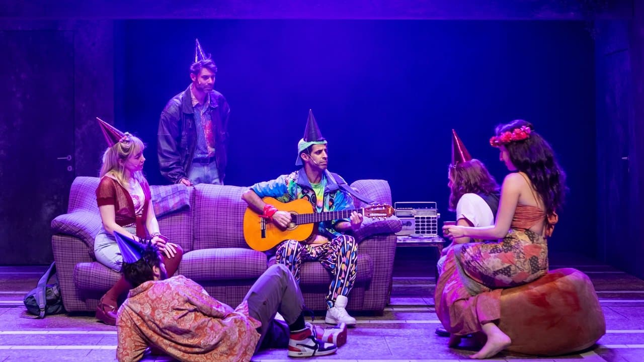 מיקי מצילの背景画像