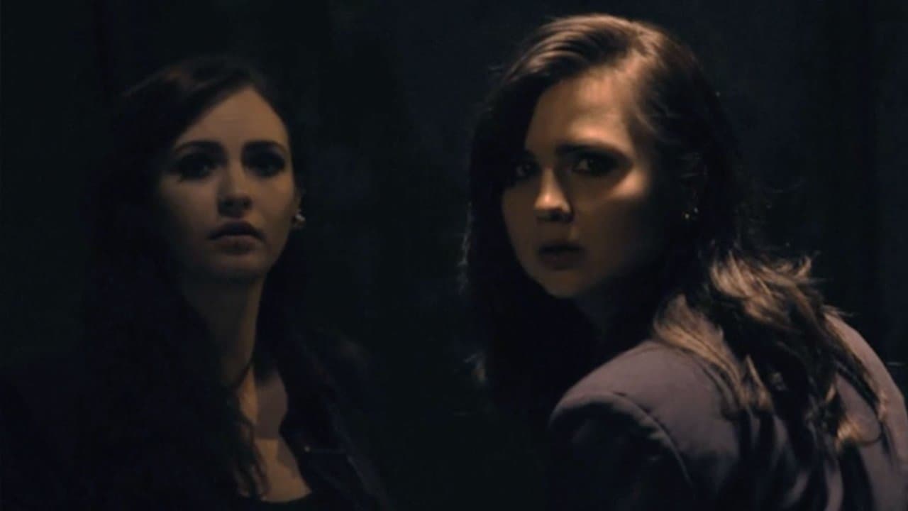 The Invitationの背景画像