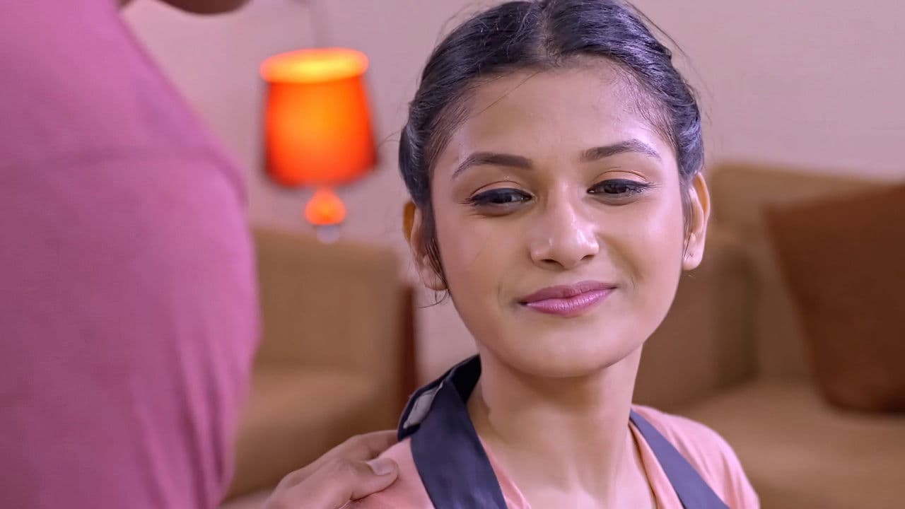 Aiyash Patiの背景画像