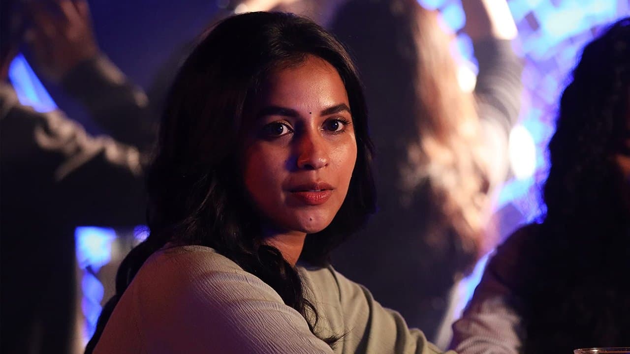 Modern Love Hyderabadの背景画像