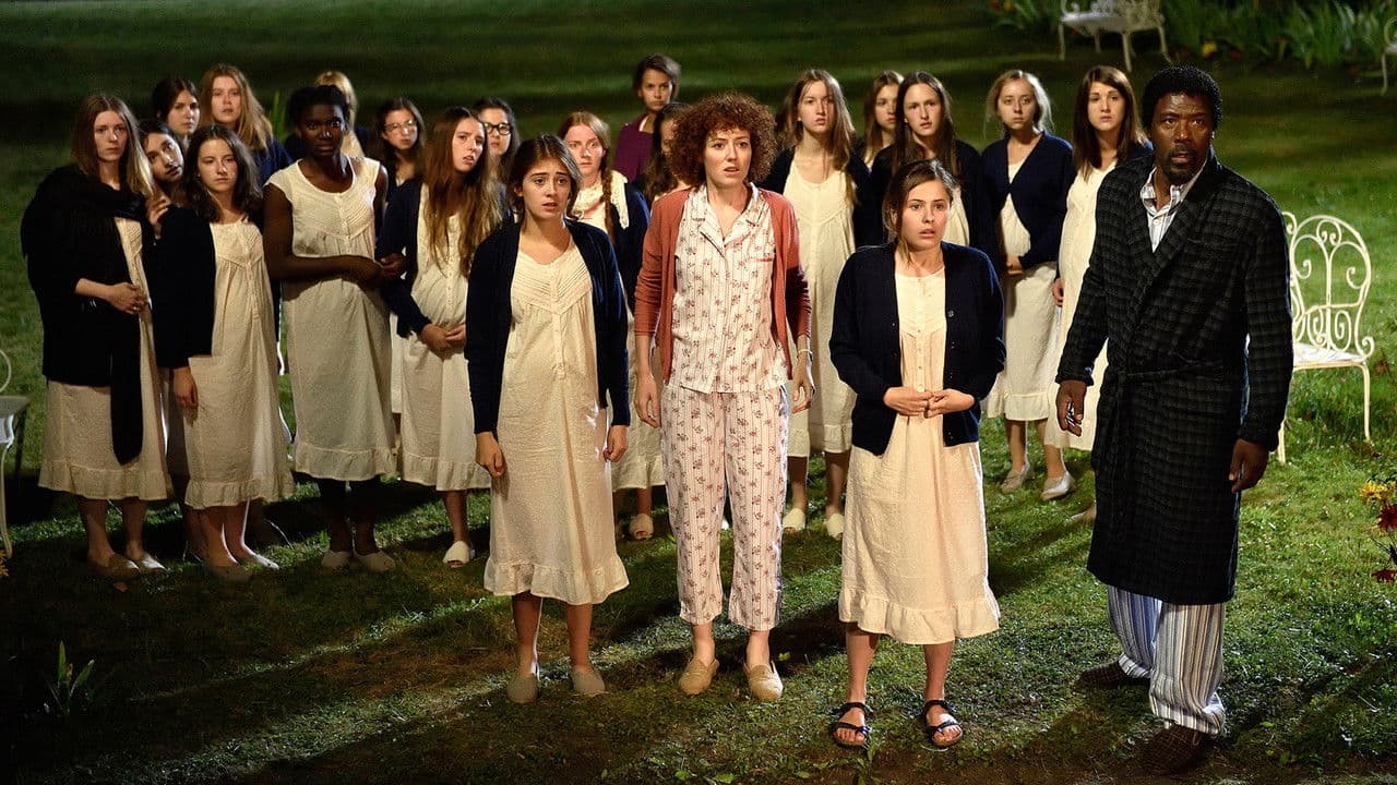 Elles... Les filles du Plessisの背景画像