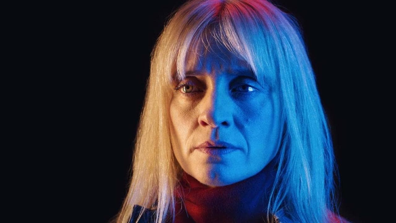 From Darknessの背景画像