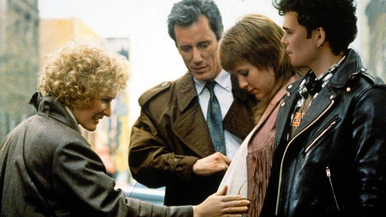 Immediate Familyの背景画像